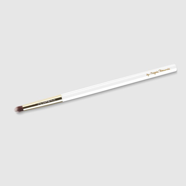 Contour eye brush LOVENUE by Magda Pieczonka No 16